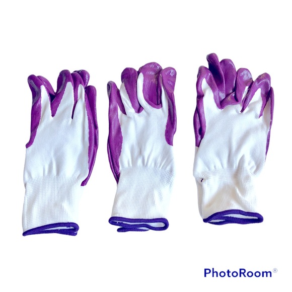 NEW NITRILE PALM GARDENING GLOVES 3 Pairs Women’s NWOT - Picture 3 of 11